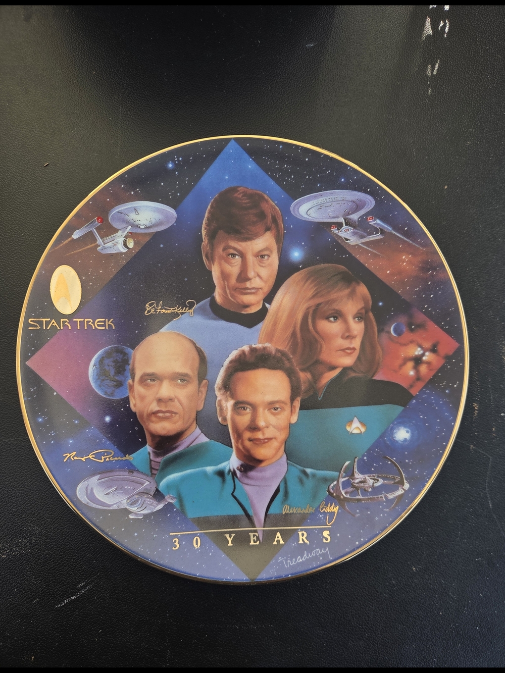 Star Trek 30 Years Commemorative Collector Plate - Starfleet Doctors 3447A